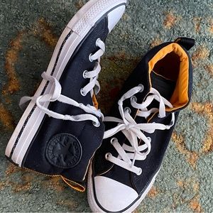 Mid rise converse chucks